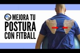 3 ejercicios para mejorar la postura de la espalda con una fitball